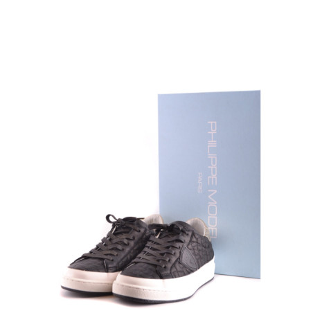 Baskets Femme Noires en Cuir - Philippe Model | Sports-Loisirs