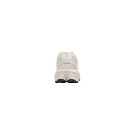 Baskets Femme Beige en Chamois - New Balance | Sports-Loisirs